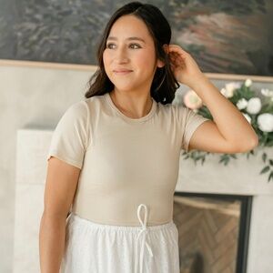 Woman's size medium basic t shirt